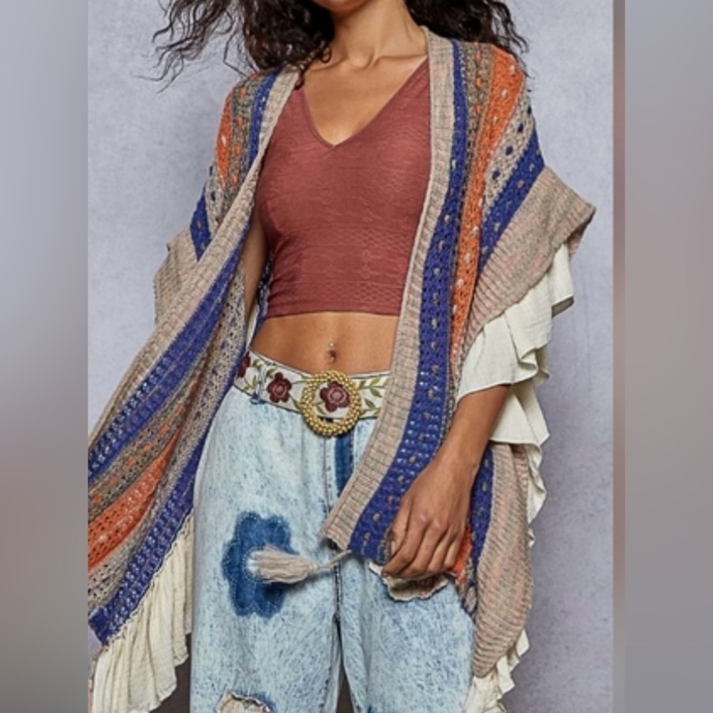 NEW POL Kimono Style Top with ruffle detail size large